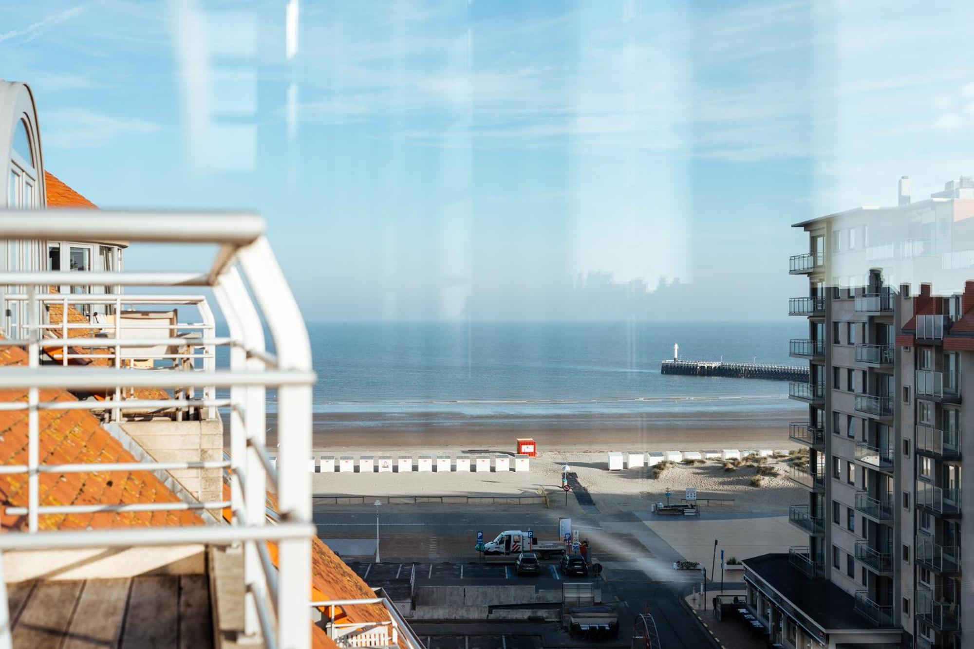 Cosmopolite Hotel Nieuwpoort-Bad Екстер'єр фото